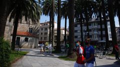 La plaza de las Palmeras, en Caldas de Reis, municipio donde est� activo un brote de coronavirus con m�s de diez casos