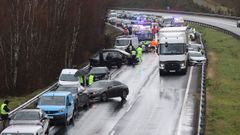 Accidente m�ltiple en la AP-9 en Sig�eiro