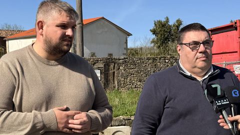 Manolo Seijas y Francisco P�rez visitaron el albergue de A Cha�nza para presentar la actuaci�n