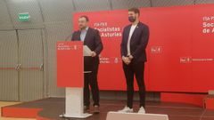 Rueda de prensa del secretario general de la FSA-PSOE y presidente del Principado, Adri�n Barb�n, y el secretario LGTBI de la Comisi�n Ejecutiva Federal del PSOE, V�ctor Guti�rrez