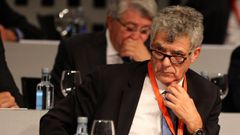 �ngel Mar�a Villar, expresidente de la federaci�n, en rueda de prensa.