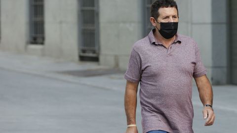 El patr�n del 'Villa de Pitanxo', Juan Pad�n Costa, asiste este lunes a la Audiencia Nacional en Madrid para declarar ante el juez por el naufragio del buque gallego el pasado 15 de febrero en aguas de Terranova.