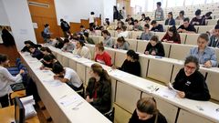Examen de las ABAU del a�o pasaado en Vigo