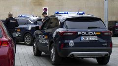 Imagen de archivo de agentes de la Polic�a Nacional en Vigo