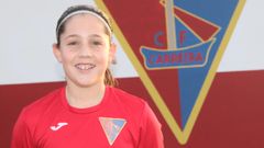 Valeria Abeij�n, futbolista del Carreira que disputar� el campeonato de Espa�a de selecciones sub-12 con Galicia.