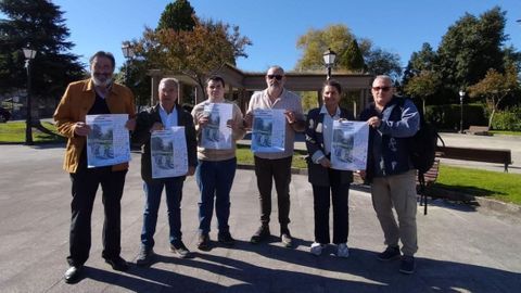 El alcalde de O Pereiro, la directora territorial de la Consellería de Presidencia, Xustiza e Deportes en Ourense y el presidente de Special Olympics Galicia presentaron las marchas ciclistas unificadas.