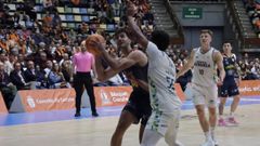 Jacobo D�az, durante el partido contra el Hestia Menorca.