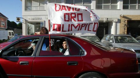 Celebraci�n en Cangas tras sus dos medallas en Atenas.