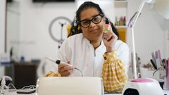 Izabelli, en su centro de est�tica en Ervedelo