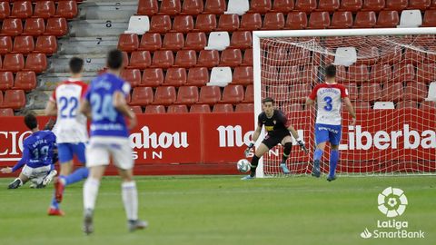 Gol Borja Sanchez Mario Sporting Real Oviedo El Molinon.Borja Snchez remata para hacer el 0-1 ante el Sporting