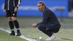 �scar Cano, en Riazor, durante su etapa como entrenador del Badajoz