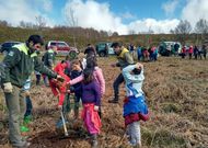 Los ni�os del colegio de Soutelo de Montes protagonizaron este mes una repoblaci�n forestal.