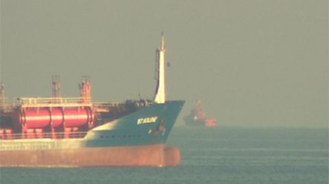 Dos marineros desaparecidos en Barcelona tras chocar su pesquero con un mercante ruso