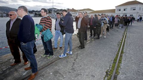 Submarino Tramontana atracado en la Escuela Naval de Mar�n