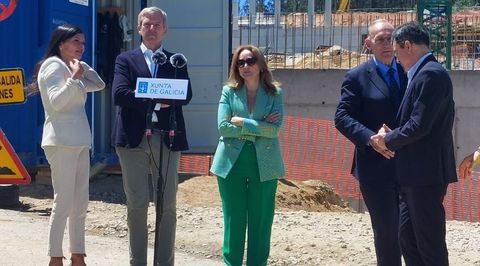 Alfonso Rueda y Mari�n Mouri�o en las obras del proyecto Celta360