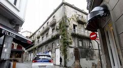 El edificio en ruinas de la calle Oliva, 2, que ser� subastado.