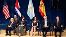 Los galardonados con los Premios Princesa de Asturias 2019, el dramaturgo britnico Peter Brook (Artes) (i); la alcaldesa de Gdansk, Aleksandra Dulkiewicz (Concordia) (2i); el director del Museo Nacional del Prado, Miguel Falomir (2d), y el presidente del Real Patronato del Museo del Prado, Javier Solana (Comunicacin y Humanidades) (d), durante la ceremonia de entrega 