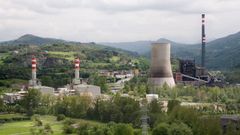 Vista de la Central de Ciclo Combinado y la Central Termica de Soto de Ribera