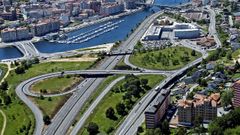 Configuraci�n actual del enlace norte de la AP-9 en Pontevedra. La obra prevista crear� un enlace directo desde el puente de As Correntes