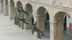 Adiestramiento de Infanter�a de Marina en el Cuartel de Dolores