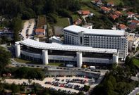 La idea del Concello es que se retome el proyecto de ampliar Montecelo hacia su parte trasera. 