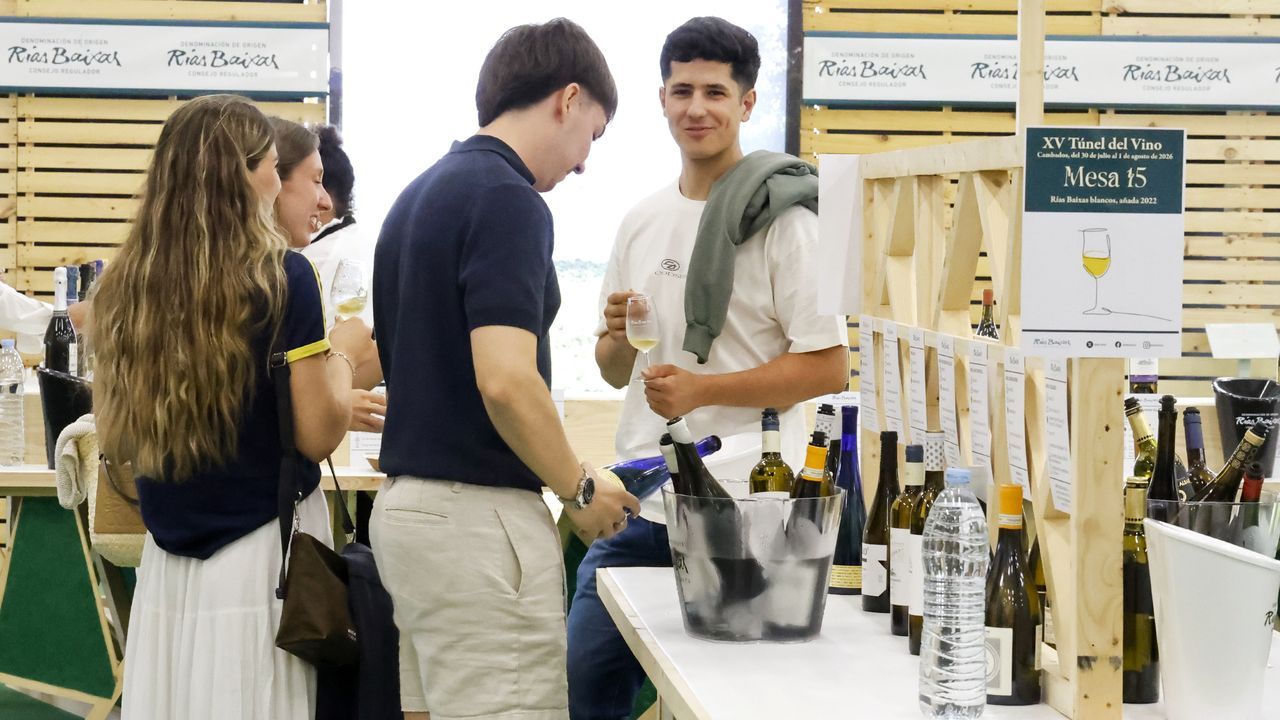 El Túnel del Vino arranca probando un año más su excelente tirón en la Festa do Albariño
