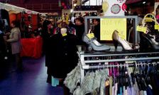 Imagen de los preparativos de la Feria de Stocks, que hoy arranca en el Recinto Ferial veigue�o.