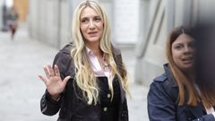 Claudia Montes hace declaraciones a los medios a su llegada este mi�rcoles al Tribunal Supremo (TS)