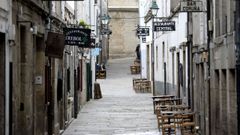 El cierre perimetral de Santiago y el de toda la hosteler�a en buena parte de Galicia decretado por la Xunta ha dejado las calles de Santiago vac�as