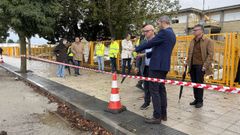 Las aceras de la travesa de la N-525 en Xinzo ya estn rematadas.