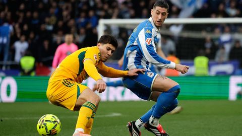 Sergio Escudero, en un partido en Riazor