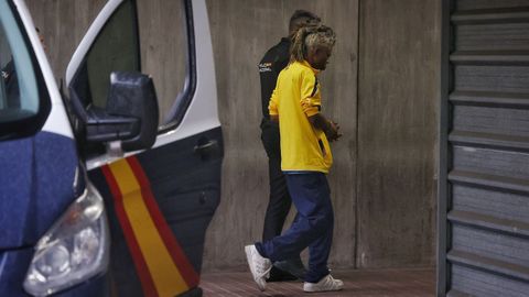 El hombre detenido como presunto autor del crimen pasando a disposici&oacute;n judicial este lunes por la tarde