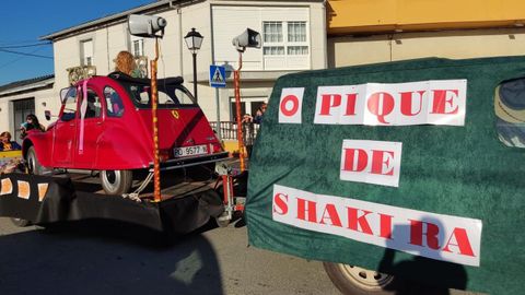 La ruptura de Shakira con Piqu� inspir� una de las comparsas que concursaron