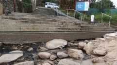El temporal provoc� el arrastre de arena en la playa de Mogor, en Mar�n