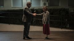 Hovik Keuchkerian y Vicky Luengo, en una escena de �Reina roja�