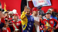 El presidente Nicol�s Maduro celebra los primeros resultados de las elecciones, que lo dan como vencedor con el 51,20 % de los votos con el 80 % escrutado