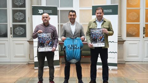 Presentaci&oacute;n de la tercera etapa de la Transgalaica en la Deputaci&oacute;n de Pontevedra