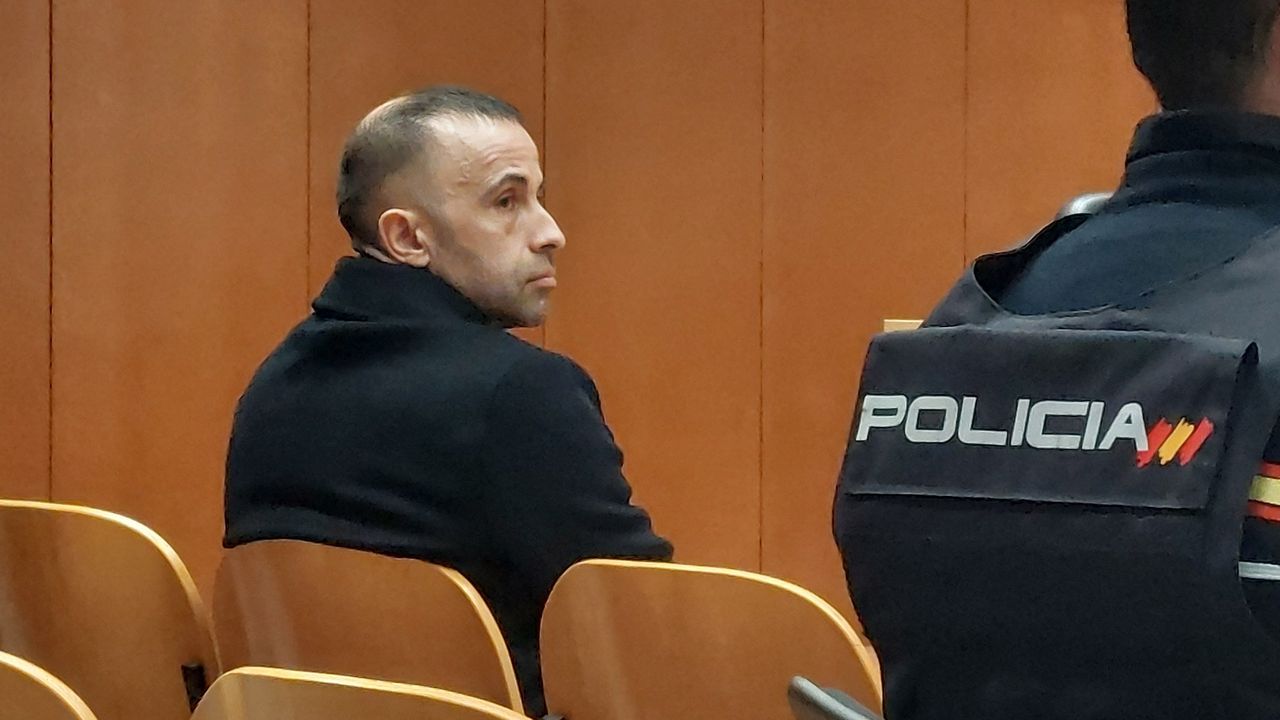 Los peritos definen al acusado de intentar matar a su mujer en Carballo ...