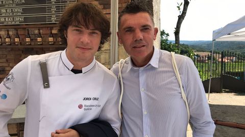 Mguez con Jordi Cruz (Masterchef) en la cita gastronmica celebrada en Negreira