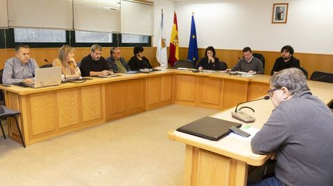 Un pleno en Ponteceso, en imagen de archivo 