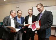 Rafael Mill�n y Sindo Garc�a, primero y tercero por la derecha. 