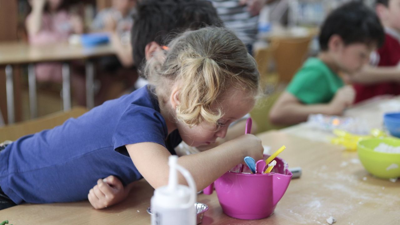 La biblioteca vacía por el «cállate» de la bibliotecaria