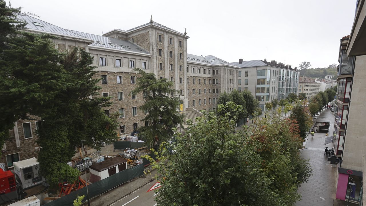 El empuje público y privado saca del coma al barrio de Galeras, que necesitó 25 años para recuperarse de la marcha del hospital