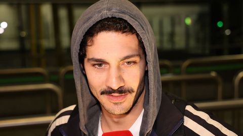 Chino Dar�n, �obligado� a separarse de �rsula Corber� y Dante en sus primeros d�as como pap�