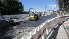 Trabajos en Reina Victoria para convertir instalar un �skate-park� en la calle