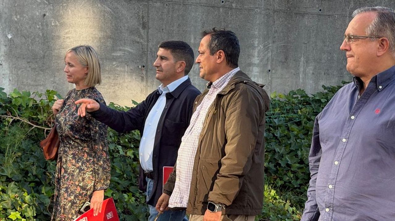 Pedro Blanco proclama el protagonismo de los barrios para «pór Santiago en marcha»