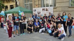 Miembros de la agrupaci�n ourensana de personas sordas salieron a la calle para reivindicar m�s presencia para la lengua de signos