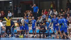 El Teucro pelea la victoria en casa