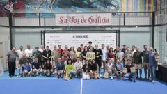 La entrega de premios del trofeo La Voz de Galicia cerr� este domingo 18 d�as de p�del en el CSC.