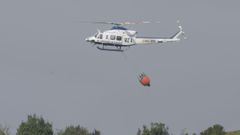 Helic�ptero para apagar un incendio en Asturias